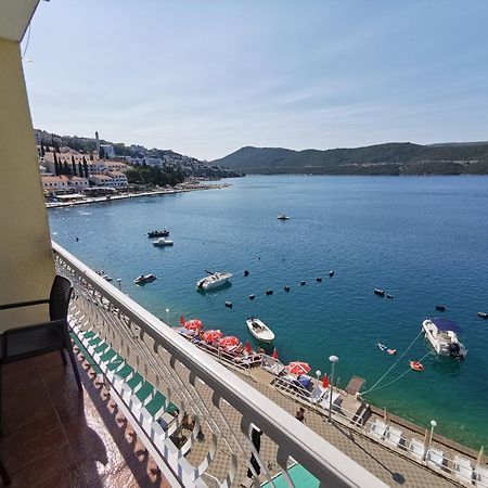 Apartmani Lezenic M ネウム エクステリア 写真