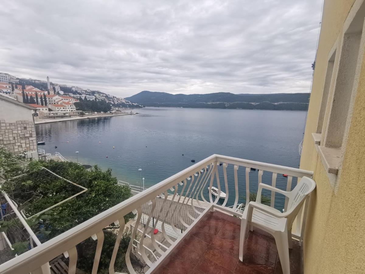 Apartmani Lezenic M ネウム エクステリア 写真