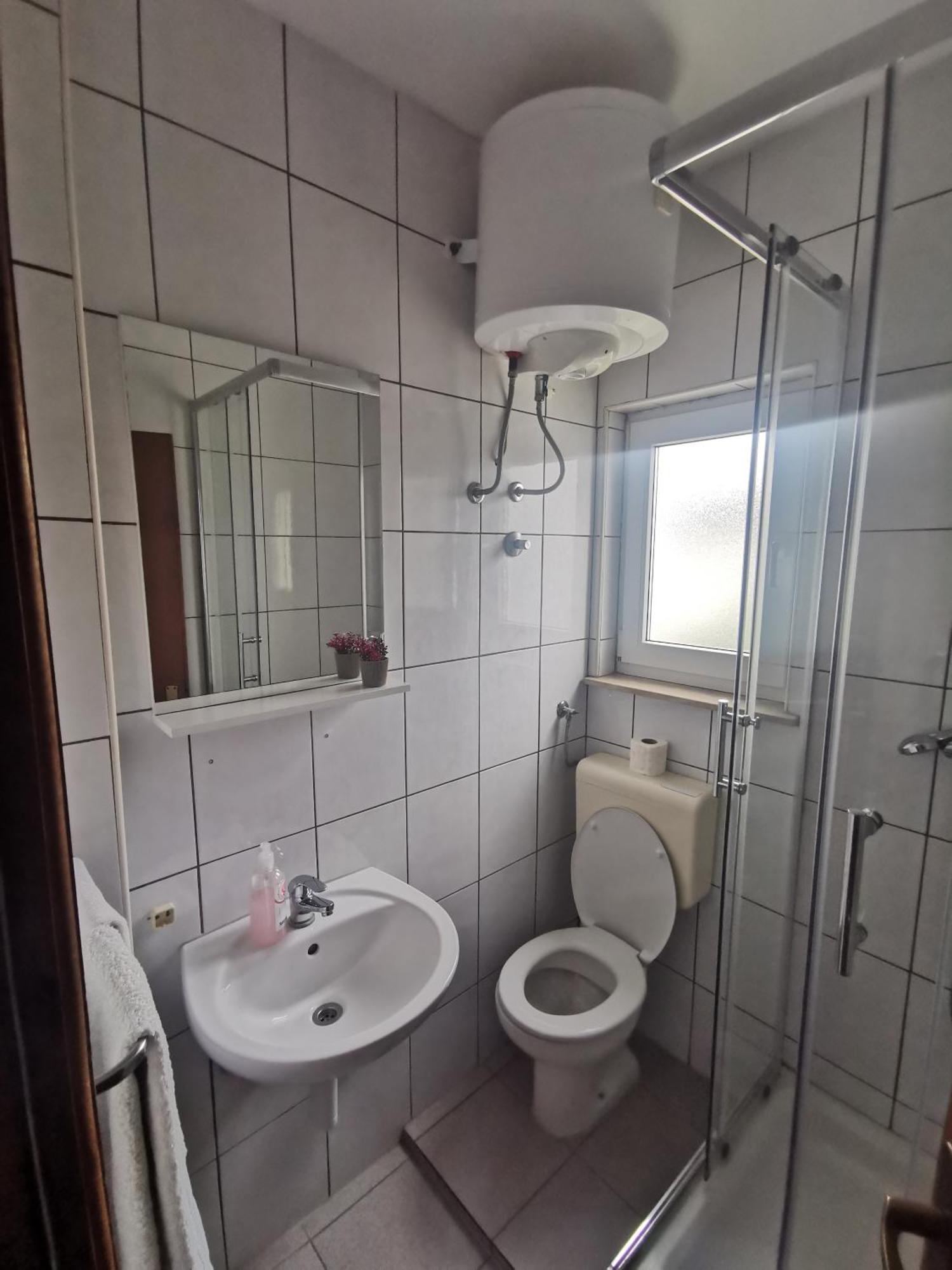 Apartmani Lezenic M ネウム 部屋 写真